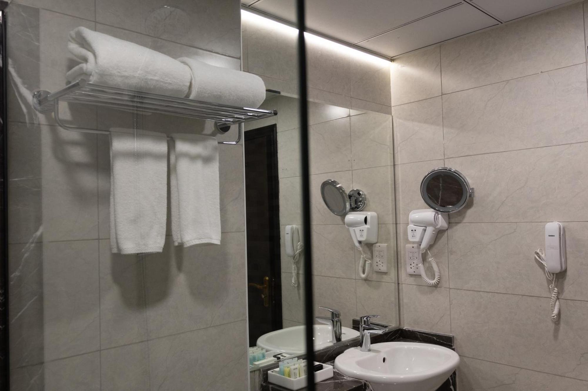 Vendome Plaza Hotel 迪拜 外观 照片